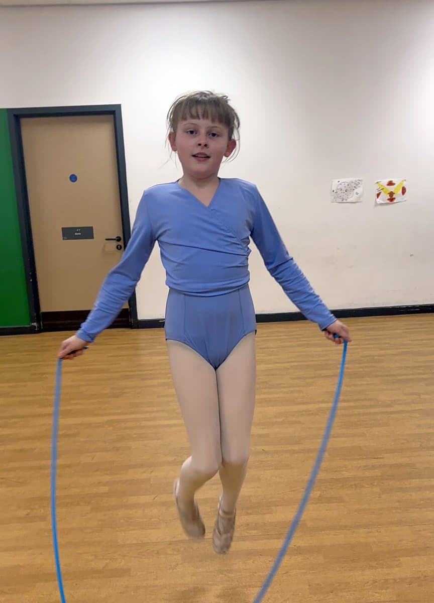 Body conditioning class at En Pointe Theatre Arts Cardiff