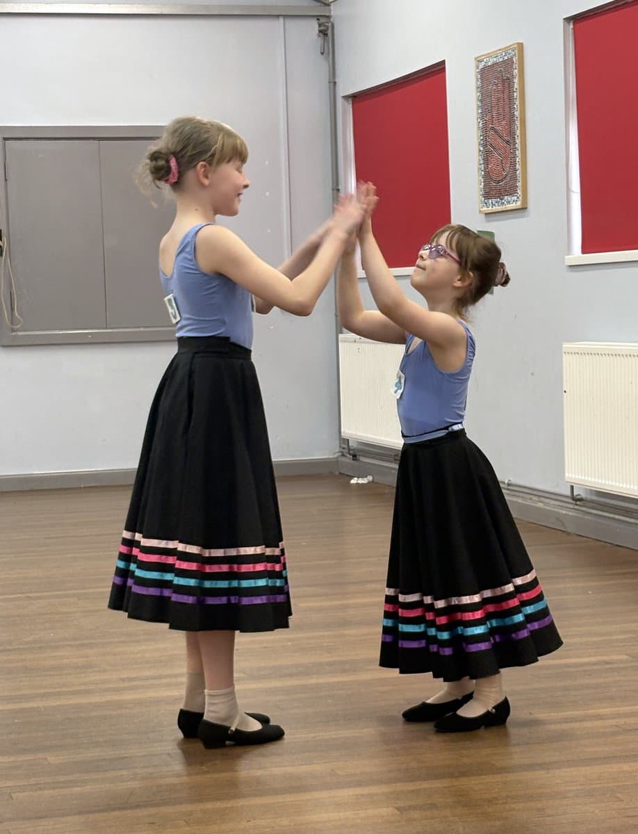 ISTD National Dance class at En Pointe Theatre Arts Cardiff, photo 2