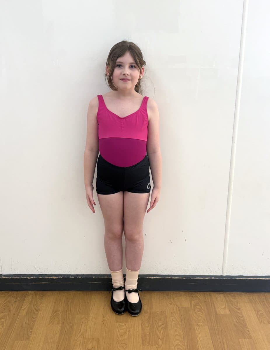 En Pointe Theatre Arts uniform